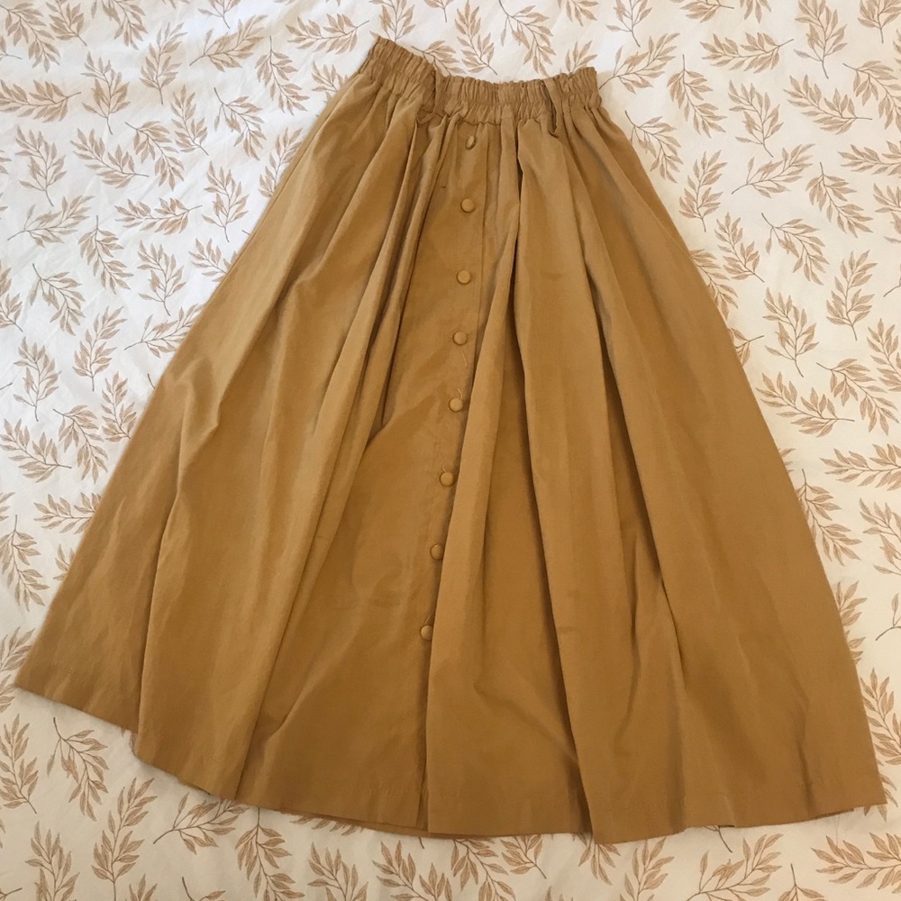 Long button front skirt - mustard